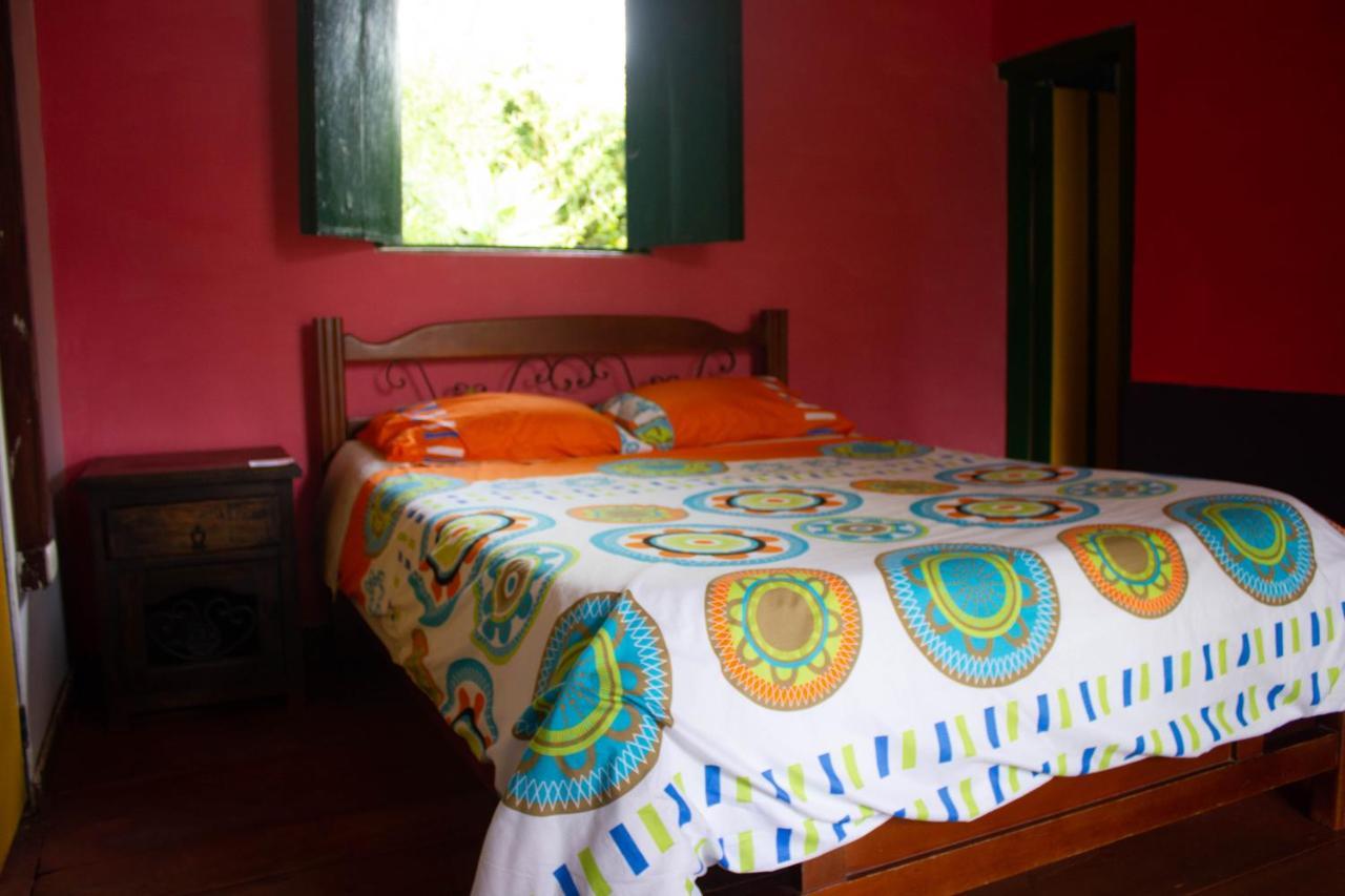 The Plantation House Travellers Hostel 萨兰托 外观 照片