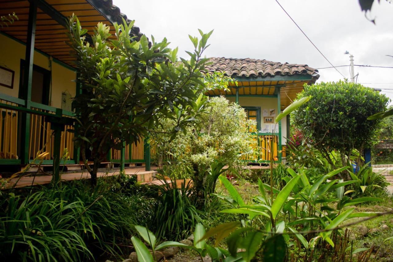 The Plantation House Travellers Hostel 萨兰托 外观 照片